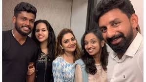 While sanju is a christian, sanju samson's wife, charulatha is a hindu nair, hence their marriage was solemnised under the special marriage act. Singer Rimi Tomy Shared An Unseen Still Of Sanju Samson And His Wife Charulata Malayalam Filmibeat