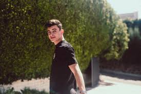 He's the younger brother of the web star nash grier. Hayes Grier On Twitter