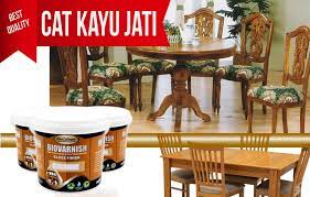 Dengan bahan dasar kayu jati solid untuk sandaran dan kakinya, lalu di kombinasi dengan rotan papercord dengan warna natural di dudukannya. Gunakan Cat Kayu Jati Water Based Untuk Semua Furniture Berkayu Jati