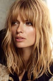 Die haute coiffure francaise gilt stets als inspirationsquelle für friseure aus aller welt gilt. Pony Fur Dunnes Haar Frisuren 2019 Frisur Glatte Lange Haare Lange Haare Frisur Pony Lang