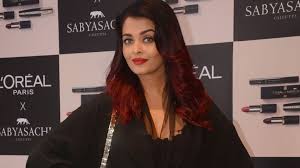 Aishwarya Rai Bachchan S Festive Makeup Look Is As Classic As It Gets Vogue India Vogue India Blue hair is a color trend that continues to evolve with fashion and seasonal changes, says ilias zarbalis, master stylist and owner of ilias zarbalis new york city. aishwarya rai bachchan s festive makeup