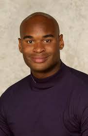 Shawn Crowe's Instagram, Twitter & Facebook