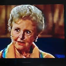 I watch some more DOOL from the 90's and took more pictures to share, there  is a video of Tom Horton and Calliope Tap Dancing. The sets were so much  better back