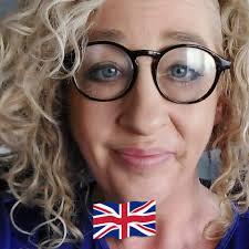 Hi looking for recommendations A massage- have knots in my back and my back  is sore daily Nail tech Taunton or Bridgwater Thank you x