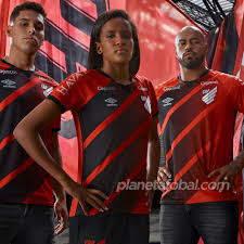 Looking at this match, the best odds in the 90 minutes for the winner market are, putting your money on athletico paranaense is priced at 2.37, a bet on a draw result is 3.10 and betting on the winner to be internacional is 3.20. Camisetas Umbro Del Athletico Paranaense 2020 21