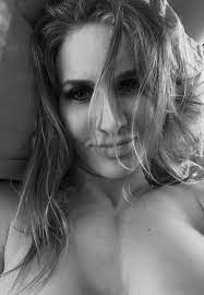 6'5” Amazon Goddess Severa on X: 