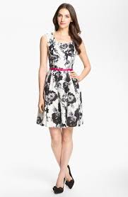 Black And White With A Pop Of Pink For Spring Nordstrom Dresses Cute Dresses Petite Dresses