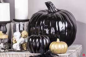 Spray Paint Halloween Craft Pumpkins