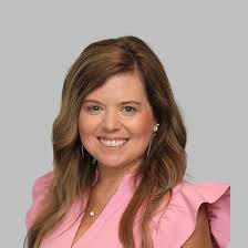 Diana Bradshaw's Instagram, Twitter & Facebook