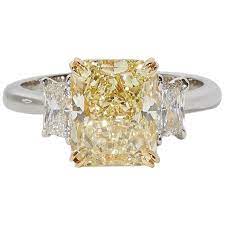 Gia Certified Fancy Yellow Diamond Engagement Ring Fancy Yellow Diamond Engagement Rings Yellow Diamonds Engagement Mens Diamond Wedding Bands