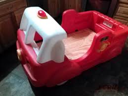 The step2 turbocharged truck is a twin bed with vibrant red decals and molded enhancements. Step 2 Fire Truck Bed Jsa Online Auction Services 107 K Bid