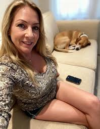 Thank you for joining me in ur group I'm just new here from the Phillippines