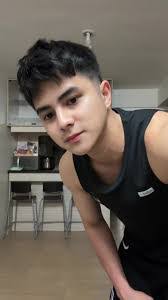 Joshua Courson's Instagram, Twitter & Facebook