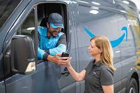 Delivery Service Partner Amazon Lockt Paketdienst Grunder Mit 500 000 Euro Amazon Watchblog De
