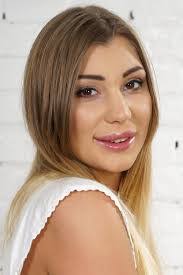 Haley Hill's Instagram, Twitter & Facebook