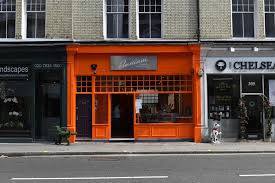 Fulham road runs from the a219 in the centre of fulham, in the london borough of hammersmith and fulham, through chelsea to brompton road. The Legendary Badiani Opens On The Fulham Road Aver