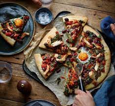 Joe Wicks Is Back To Share Some Lean Recipes To Enjoy With Family And Friends Cooking Pizza Recipes Lean Meals