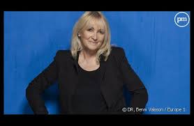 Dans le parisien, julie leclerc a affirmé rester « très attachée » à la radio et ne pas envisager « pour l'instant » de âgée de 68 ans, l'animatrice est présente sur les ondes d'europe 1 depuis 1972. Julie D Europe 1 La Plus Celebre Voix De France Puremedias