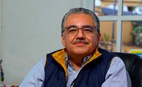 Daniel Picazo's Instagram, Twitter & Facebook