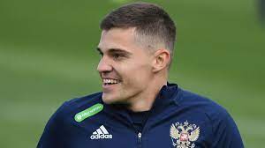 Спартаковцы георгий джикия, роман зобнин и александр соболев сыграли за сборную россии в домашнем матче чемпионата европы против финляндии. Roman Zobnin Izvinilsya Pered Bolelshikami Za Grubuyu Oshibku V Matche Rossiya Daniya Na Evro 2020 Eurosport