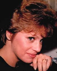 Kathy Doby's Instagram, Twitter & Facebook