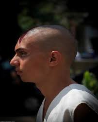 O TREINAMENTO SUZUKI E O TRABALHO DE ATOR (CORPOREIDADE, EXPRESSIVIDADE E  FISICALIDADE EM CENA): UMA EXPERIÊNCIA PESSOAL Gabrie