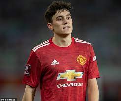 Manchester united manager ole gunnar solskjaer is concerned winger daniel james will get a reputation for diving after a second booking in as many games. Ryan Giggs Reveals Daniel James Is Frustrated With His Lack Of Playing Time At Manchester United Aktuelle Boulevard Nachrichten Und Fotogalerien Zu Stars Sternchen