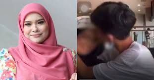 Lebih mengejutkan, remaja perempuan di dalam video itu merupakan salah seorang anak perempuan kepada penyanyi terkenal nora ariffin iaitu putri nor dahlia. Tular Video Pasangan Remaja Bercumbu Nora Ariffin Akui Itu Anak Gadisnya Dan Minta Beri Ruang