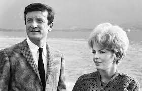 La comédienne catherine rich est morte lundi à l'âge de 88 ans. Claude Rich Elegant Jusque Dans La Mort Le Point