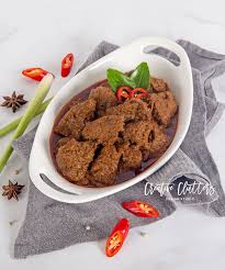 Food Photography Indonesian Food Called Rendang Sapi Made By Tupperware Pressure Cooker Photo By Creative Clutters Studio Food Food Flatlay Food Photoshoot