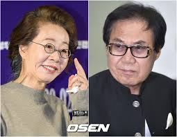 74세의 노장 배우 윤여정이 '최초'의 기록을 세웠다. L3peelvdzjrtmm