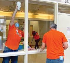 2020-2021 Annual Report by Volunteers of America Southeast Louisiana