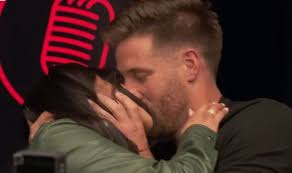 Sam M stuns Bachelorette viewers with admission