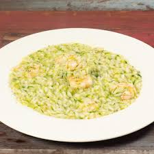 Ti occorre zucchina, gamberetti…brodo di contemporaneamente fai sbollentare i gamberetti che unisci poi al risotto quasi cotto…una. Casa Pappagallo Risotto Gamberetti E Zucchine Facebook