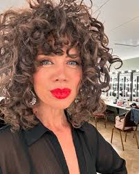 We are almost halfway through the final tour of the year with @joebonamassa 