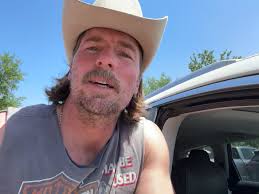 Guess who my husband met today…Mark Wystrach leader singer of Midland😍