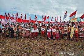 Pentadbir dan pengendali laman ini tidak akan bertanggungjawab ke atas sebarang. Bendera Merah Putih Raksasa Dikibarkan Di Batas Indonesia Malaysia Antara News