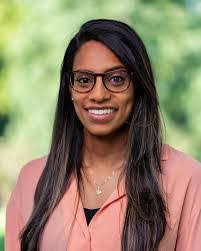 Tara Seay's Instagram, Twitter & Facebook