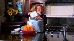 To remove bread from the pan: Cuisinart 2 Lb Convection Bread Maker Cbk 200 Demo Video Youtube