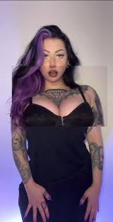 @ravengriims video Tweet