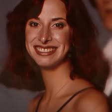 Algumas fotos menos vistas de Margaret Bowman, que foi morta a pancadas  enquanto dormia por Ted Bundy na casa da irmandade Chi Omega na  Universidade Estadual da Flórida. : r/serialkillers