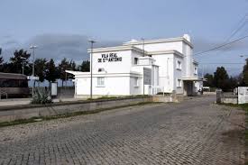 Boutique, design and luxury hotels from 1 to 5 stars. Bahnhof Vila Real De Santo Antonio Algarve Fotos Bahnbilder De