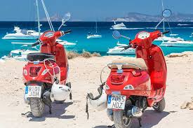 Deputy editor issy von simson rounds up the best hotels on ibiza and formentera, including the latest openings and revamped places to stay. Ibiza Und Formentera Es Wird Ein Heisser Samstag Ibiza Heute
