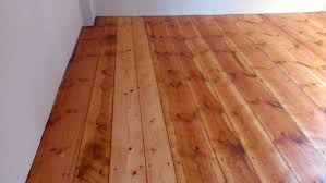 Http Www Parkett Giesche De Images Referenzen Parkett Antiker Dielenboden Kiefer Geoelt Jpg Flooring Hardwood Floors Hardwood