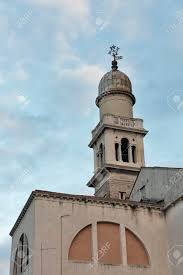 This was our first trip to venice and we were staying in the hotel moresco, which is only a short walk from the san pantaleone church. Immagini Stock Chiesa Di San Pantalon Campanile Al Tramonto A Venezia Italia Si Tratta Di Una Chiesa Del 17 Secolo Parrocchiale Dedicata A San Pantaleone Image 67519366