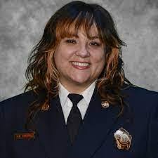 Kristen Earhart's Instagram, Twitter & Facebook