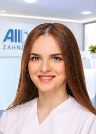 Zahnärzte & Ärzte Team Frankfurt