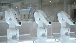 Moreno is since the beginning of his career, known for its strict interpretation of the rules. September 2019 Robohub