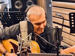 Ενημέρωση, ψυχαγωγία, σειρές, live streaming. Stelios Rokkos H Sygkinhtikh Toy Drash Gia Ta Adespota Ths Lhmnoy