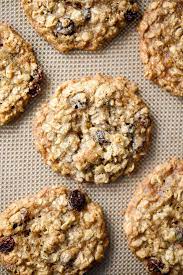 Chewy Oatmeal Raisin Cookies Recipe Recipe Oatmeal Raisin Cookies Chewy Cookie Recipes Oatmeal Raisin Oatmeal Cookies Chewy